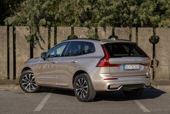 Volvo XC60 2.0 B5 mHEV Plus Bright AWD A/T - 7