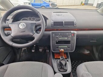 Predám Volkswagen Sharan 1.9 TDI 96 KW 7-miest...bez korozie - 7