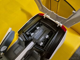 Prodám model 1:18 Lamborghini gallardo concept S - 7