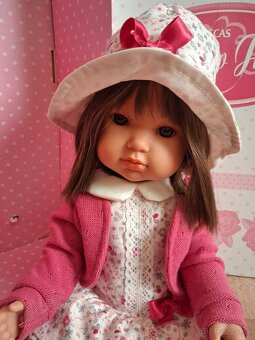 Babika A. Juan v klobuku - 7