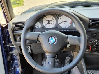 Bmw e30 318i - 7