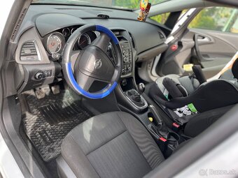 Predám Opel astra j 1,4 2012 - 7
