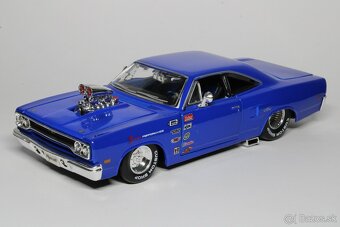 1:24 - Americké Muscle Cars - Maisto - 7