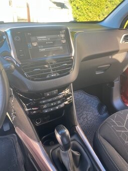 Peugeot 2008 Style1.2 Puretech 82K, r.v 2016,78114km - 7
