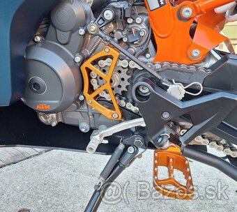 KRM 890 Adventure R - 7