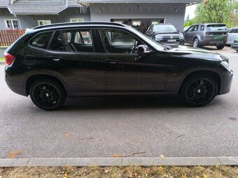 BMW X1 2,0i sDRIVE - 7