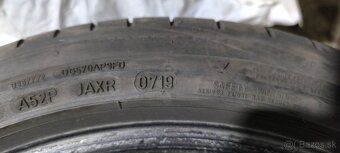 245/40 R18 - 7