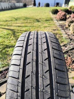 Pneu 185/55 R16 83V - 7