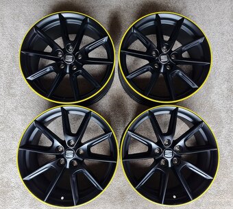 R18 5x112 8J ET44 BORBET LX - 7