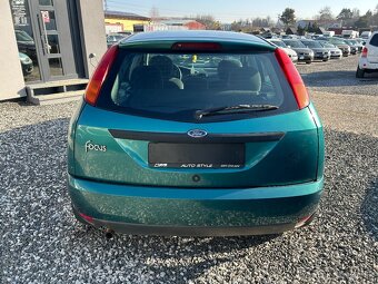 Ford Focus 1.6 16V Ambiente - 7