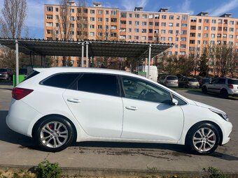 Kia ceed sw - 7