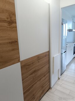 Moderne ZREKONŠTRUOVANÁ GARSÓNKA s klímou a lodžiou - 7