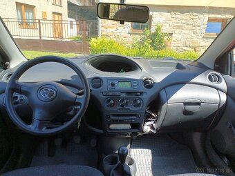 Toyota Yaris 1,0 VVT , 143000 km - 7