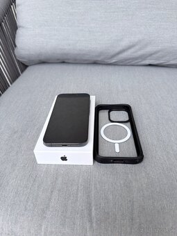 Top stav prvý majitel Apple Iphone 15 PRO 256GB - 7