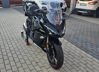 Kawasaki Z1000sx - 7