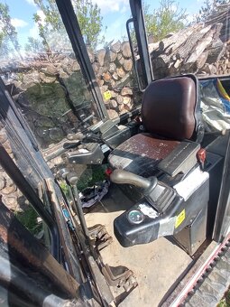 Predám minibager Bobcat 320 - 7