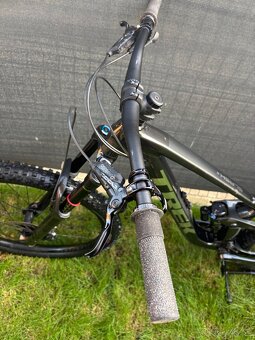 Trek Slash 8 M/L - 7