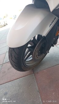 Predám Hondu forza 300 - 7