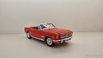 1:18 FORD MUSTANG 1965 - 7