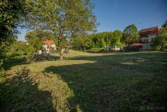 Predám stavebný pozemok 2001m2 v krásnej a tichej lokalite - 7