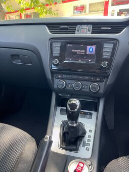 Skoda Octavia combi 3 2.0TDI 110KW DSG 6 - 7