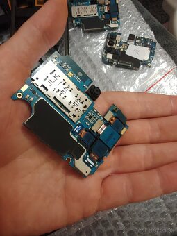 Samsung Galaxy A51 na diely - 7