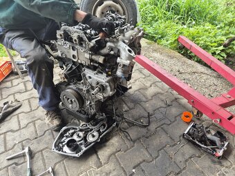 Kia sorento 2.5 crdi 125 kw diely - 7