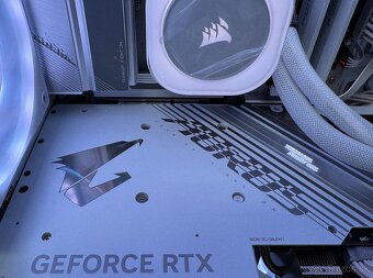 Ryzen 9 9900X3D\32GB\RTX 4080S\SSD\1000W Zdroj - 7
