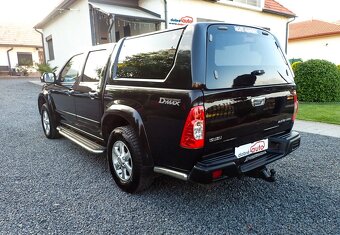 ISUZU D-MAX 3.0TD 163 PS A/T 4x4 - HARDTOP, ŤAŽNE, NOVA STK - 7