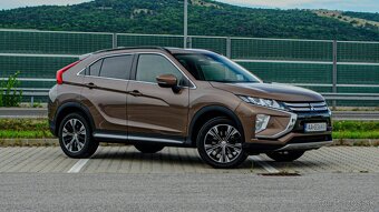 Mitsubishi Eclipse Cross 1.5 Turbo MIVEC Intense, 120 kW m6 - 7