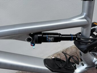 Celoodpružený Specialized Stumpjumper 15 veľ. S4 - 7