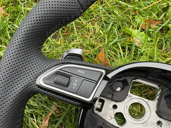 VOLANT AUDI KOŽENÝ PERFOROVANY CIERNE SITIE ZKOSENY - 7