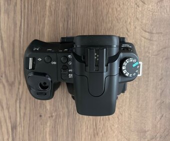 Predám Sony A300 s dvomi objektívmi – ideálne pre začiatočn - 7