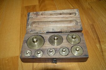 predam krasne starozitne zavazia - 7