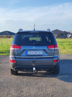 Citroën C-Crosser 2.2 HDi 4x4 – 7 miest, STK do 2027 - 7