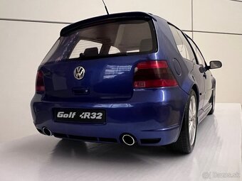 1:12 Volkswagen GOLF IV R32 - OttOmobile Limited Edition - 7