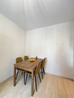 PRENÁJOM 2-izbový byt pri centre mesta s Parkovaním. - 7