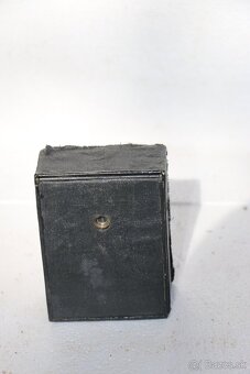 Starý mechový fotoaparát - 7