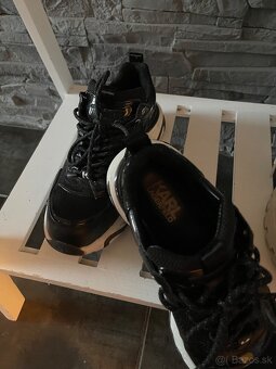 Karl Lagerfeld v.37 - 7