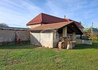 Rodinný dom s veľkou záhradou v obci Bajany - 7