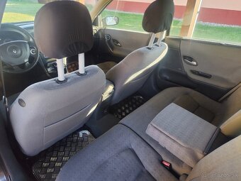 Renault Laguna Grandtour 2,0 benzin - 7