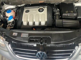 VW Touran 1.9TDi 77kW 7-miest. - 7