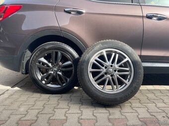 Hyundai Santa Fe 4X4 2,2 CRDI 145KW A/T kúpené na Slovensku - 7