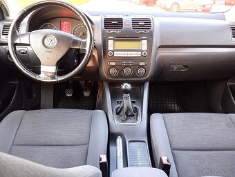 Volkswagen Golf 5 1.9 TDI 77kw rok 2007 - 7
