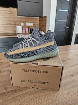 Adidas Yeezy Boos veľ. 40 - 7