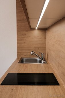 Zrekonštruovaná garsónka na prenájom, voľná od 10.1.2026 - 7