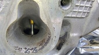 Hlava motora AKL komplet - 7