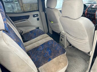 Nissan terrano - 7