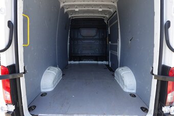 VW CRAFTER L2H2 2.0TDI KLIMA - 7