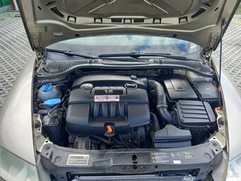 Škoda Octavia 1,6 benzín - 7